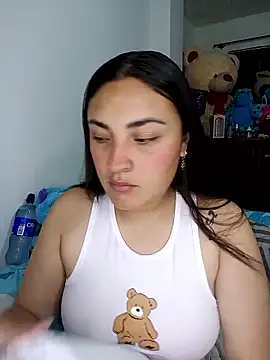 Snapshot of -brendda- chatting on May 31, 11:50 pm -brendda- online show from May 31, 11:50 pm