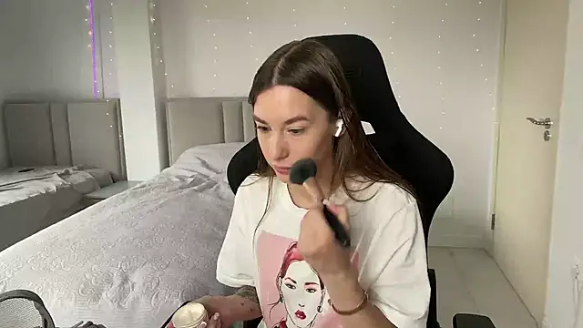 PrincesSsLilu online show from May 9, 8:41 am