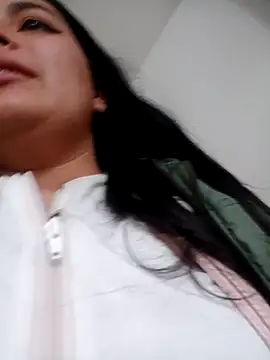 SweetNataly2123 online show from May 2, 7:41 pm
