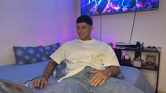 SexxxySquirterStev777 online show from July 23, 11:08 am