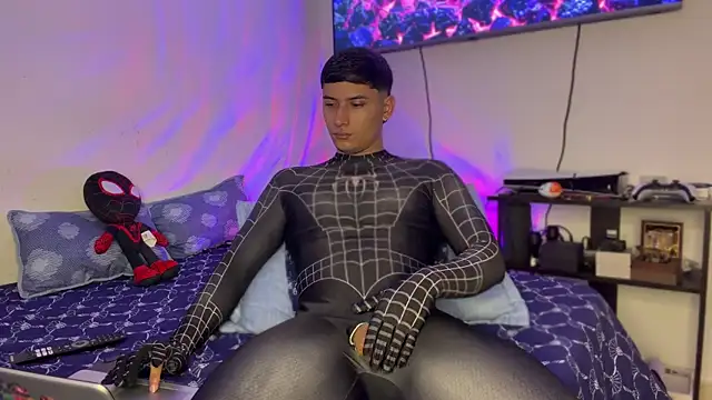 SexxxySquirterStev777 online show from August 3, 1:16 pm