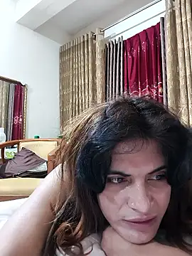 Snapshot of SexyShila-97 chatting on June 6, 10:36 pm SexyShila-97 online show from June 6, 10:36 pm
