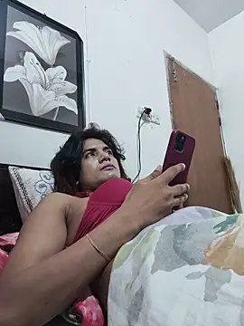 Snapshot of SexyShila-97 chatting on June 17, 8:43 pm SexyShila-97 online show from June 17, 8:43 pm