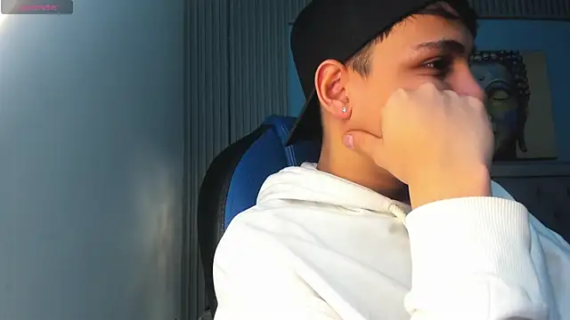 Ethanx18  online show from June 17, 3:42 am