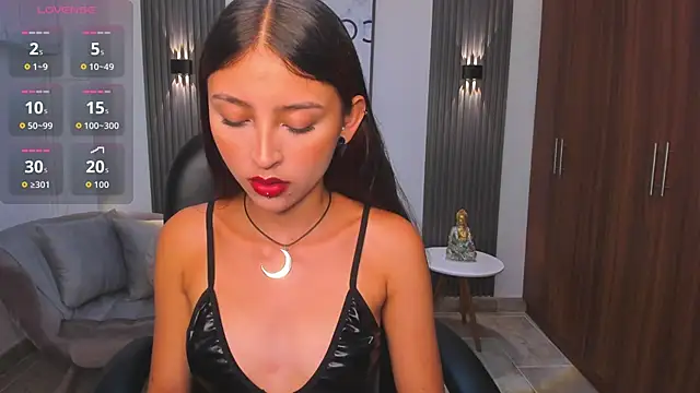 Snapshot of Nikky_sweett_ chatting on May 29, 5:05 am Nikky sweett online show from May 29, 5:05 am