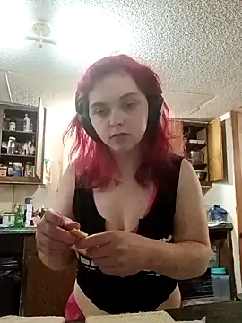 Snapshot of mistressmimi7 chatting on May 7, 4:56 pm mistressmimi7 online show from May 7, 4:56 pm