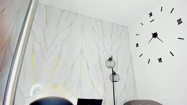 Snapshot of ViolettaNaughty chatting on July 18, 11:47 am ViolettaNaughty online show from July 18, 11:47 am