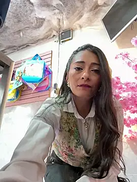 IsabellaMariet online show from June 18, 2:54 pm