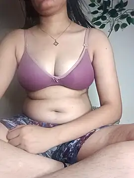 sexy pritii online show from May 7, 3:45 am