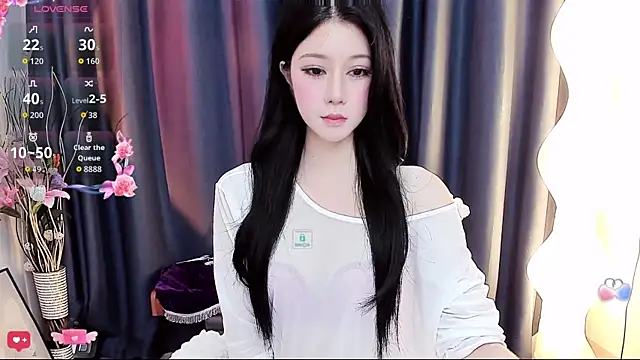 Snapshot of Sylvia002 chatting on July 12, 1:35 pm Sylvia002 online show from July 12, 1:35 pm