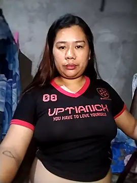 chubbypinay27 online show from April 28, 2:55 pm