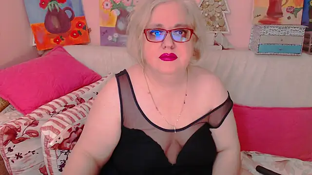 Snapshot of Maturelove_xxx chatting on May 4, 6:48 pm Maturelove xxx online show from May 4, 6:48 pm
