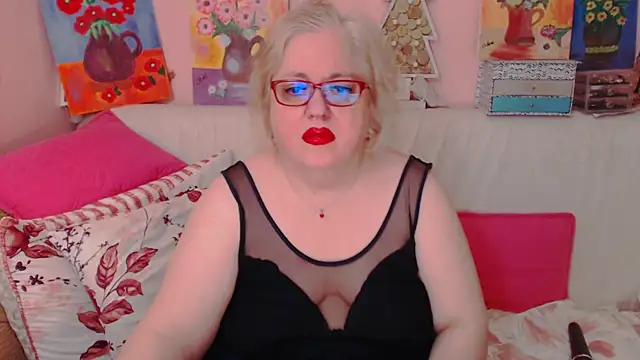 Snapshot of Maturelove_xxx chatting on May 13, 6:49 pm Maturelove xxx online show from May 13, 6:49 pm