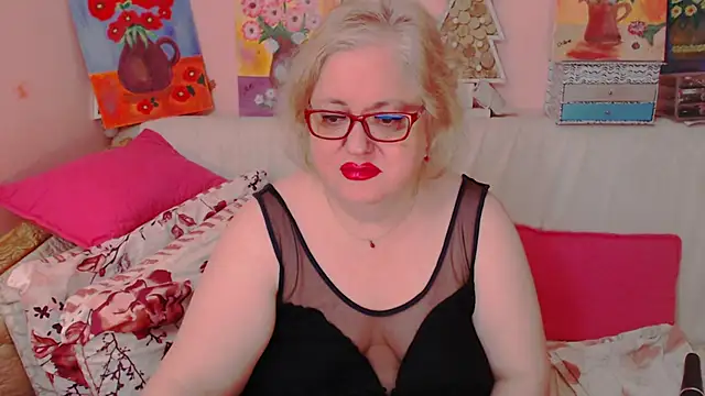 Snapshot of Maturelove_xxx chatting on May 19, 6:58 pm Maturelove xxx online show from May 19, 6:58 pm
