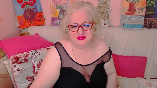 Snapshot of Maturelove_xxx chatting on July 10, 7:05 pm Maturelove xxx online show from July 10, 7:05 pm