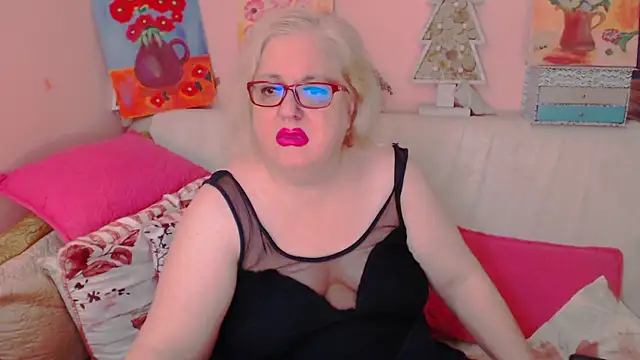 Snapshot of Maturelove_xxx chatting on July 17, 7:19 pm Maturelove xxx online show from July 17, 7:19 pm