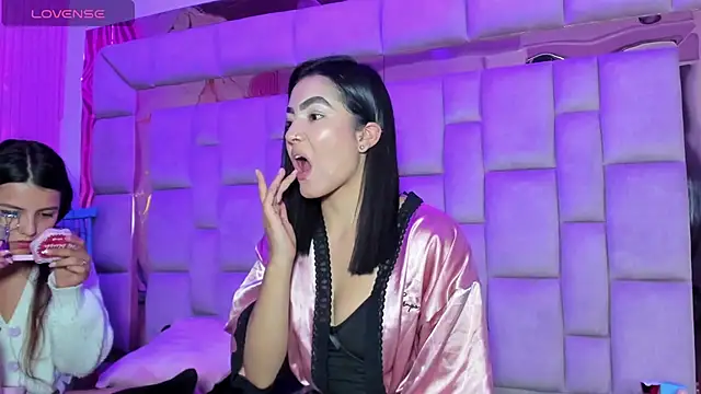 Snapshot of Anal_Temptation chatting on May 11, 5:10 pm Anal Temptation online show from May 11, 5:10 pm