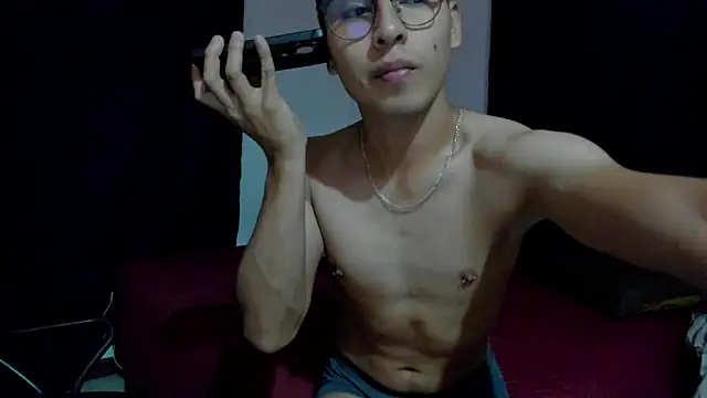 AntoniodeArmas online show from May 4, 2:29 am