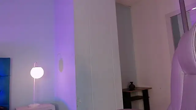 Snapshot of Lilyred_ chatting on May 26, 3:13 am Lilyred online show from May 26, 3:13 am