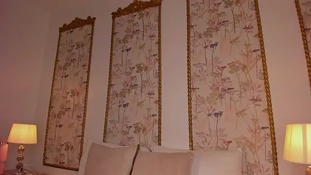 Snapshot of sara_castro24_ chatting on June 13, 2:26 pm sara castro24 online show from June 13, 2:26 pm