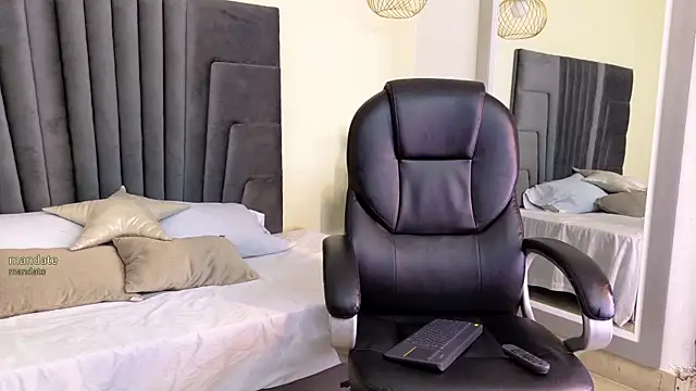 AlannaBlair online show from May 28, 11:57 pm