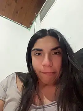 Snapshot of InesD_Arcy chatting on June 3, 1:08 am InesD Arcy online show from June 3, 1:08 am