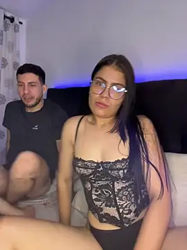 Alessandro secret online show from May 8, 1:33 am