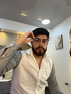 Snapshot of DomBoy_ chatting on May 12, 9:34 pm DomBoy online show from May 12, 9:34 pm