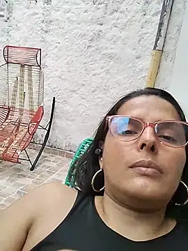 Bella Morena27 online show from June 13, 9:46 pm
