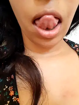 sososix56 online show from June 1, 1:24 pm
