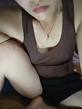 Snapshot of Hazel_Nova chatting on June 15, 1:41 am Hazel Nova online show from June 15, 1:41 am