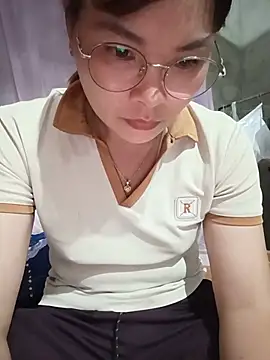 Snapshot of Hazel_Nova chatting on July 6, 8:00 am Hazel Nova online show from July 6, 8:00 am