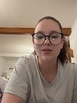 CuteBeaX online show from May 31, 8:10 pm