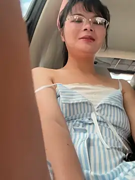 yingtao-888 online show from May 4, 5:03 am