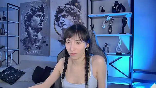 Snapshot of SeraphineSparda chatting on July 3, 11:49 am SeraphineSparda online show from July 3, 11:49 am