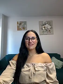 Snapshot of AnyEvyy chatting on July 10, 5:23 am AnyEvyy online show from July 10, 5:23 am
