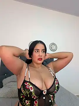 Snapshot of viioletta_00 chatting on June 13, 4:16 pm viioletta 00 online show from June 13, 4:16 pm