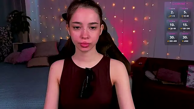 Snapshot of Monica_Venom chatting on May 19, 1:39 pm Monica Venom online show from May 19, 1:39 pm