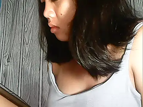 Yours AsianPinayGirl18 online show from July 30, 10:31 pm