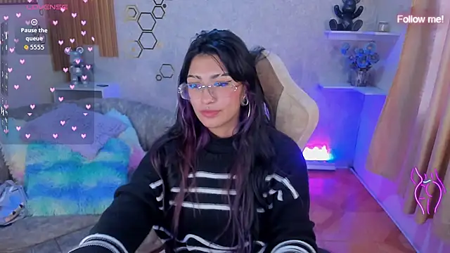 Snapshot of mia_smoke_ chatting on May 30, 12:35 pm mia smoke online show from May 30, 12:35 pm