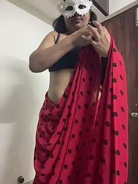 Snapshot of Tamil_Azhagie chatting on May 23, 2:10 pm Tamil Azhagie online show from May 23, 2:10 pm