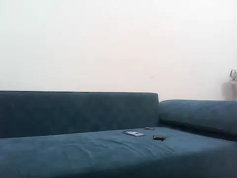 foxy karla online show from May 2, 1:10 am