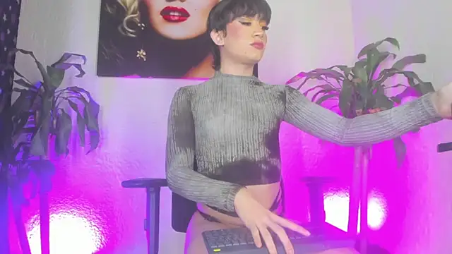 Snapshot of Alisson_Santiel chatting on June 18, 7:52 am Alisson Santiel online show from June 18, 7:52 am