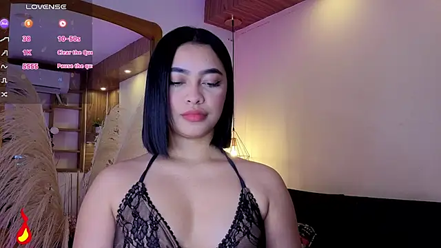 Snapshot of Chloe_monroee chatting on June 1, 3:08 am Chloe monroee online show from June 1, 3:08 am