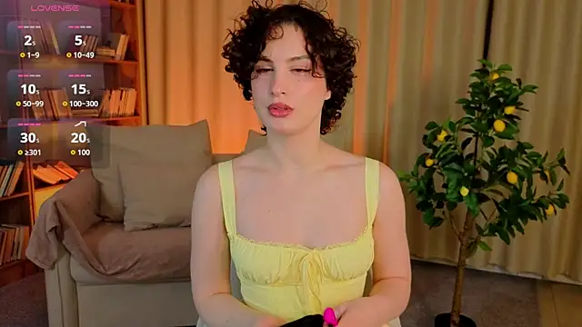 Snapshot of Malena_Noir chatting on May 8, 2:39 am Malena Noir online show from May 8, 2:39 am