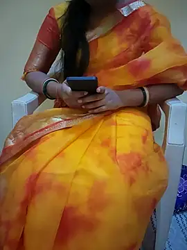 Snapshot of Seema_yadav01 chatting on May 9, 7:35 am Seema yadav01 online show from May 9, 7:35 am