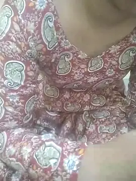 Snapshot of Seema_yadav01 chatting on June 12, 6:34 am Seema yadav01 online show from June 12, 6:34 am