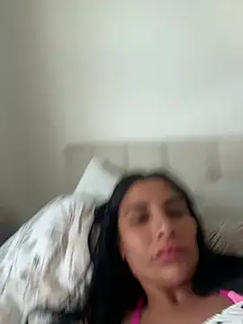 Snapshot of Miss_juicybabes chatting on June 3, 2:55 pm Miss juicybabes online show from June 3, 2:55 pm