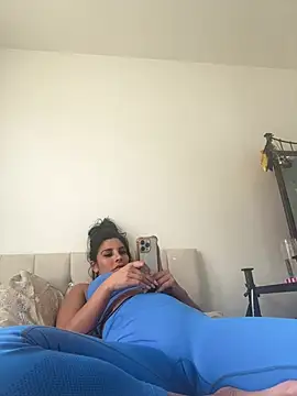 Miss juicybabes online show from July 4, 11:16 am