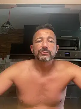 Snapshot of daddy3945 chatting on June 6, 2:00 pm daddy3945 online show from June 6, 2:00 pm